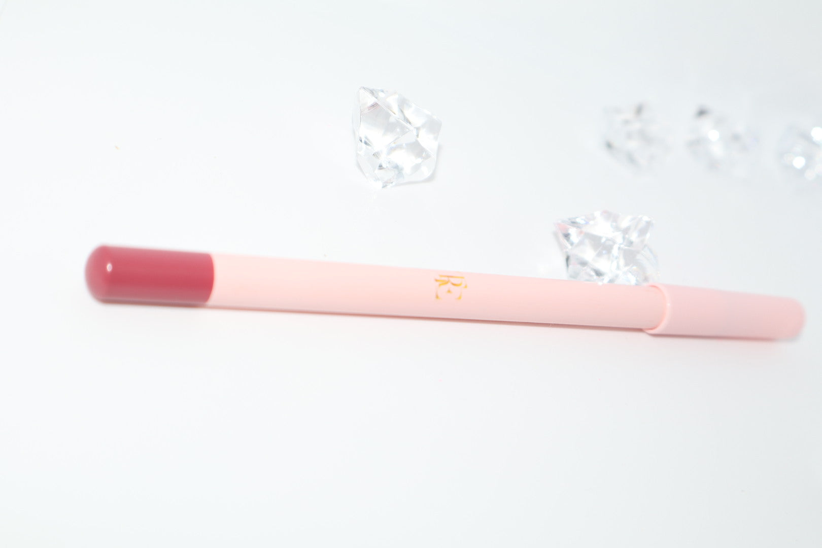 Lip liner